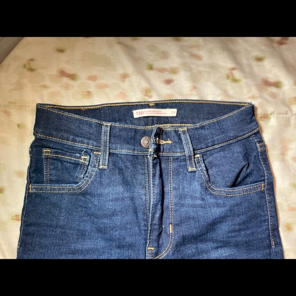 Levi’s 720 High-Rise Super Skinny - Picture 4 of 4